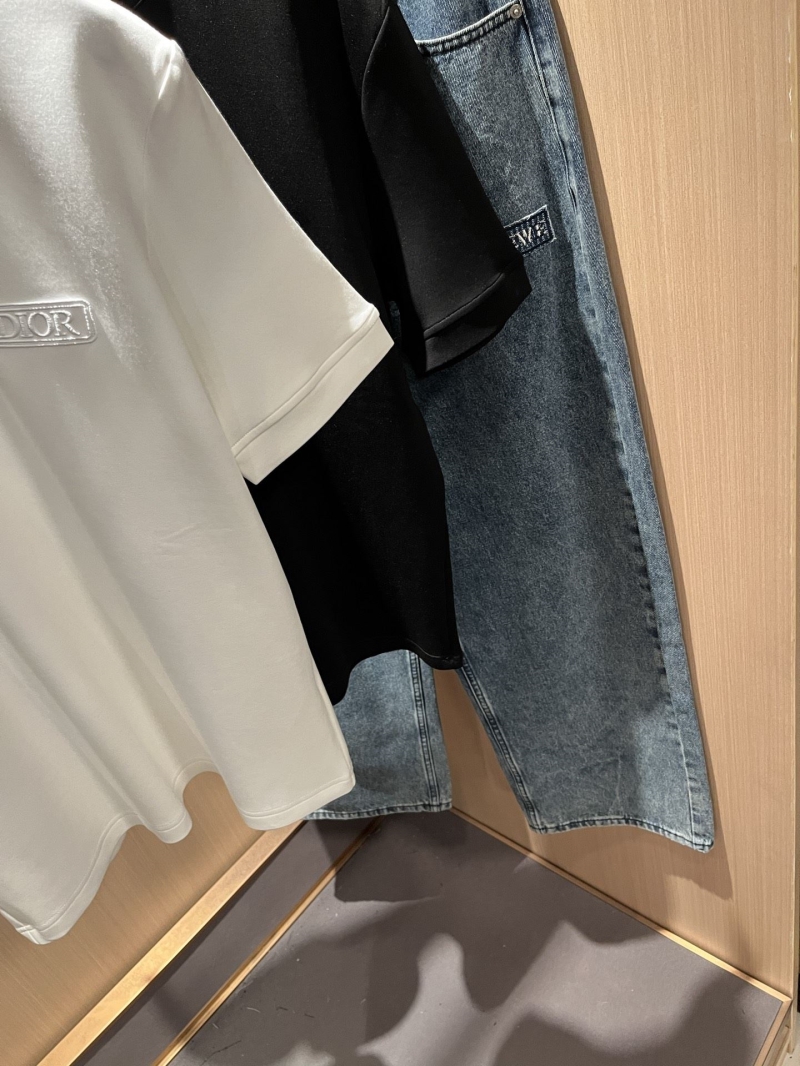 chr1st1an D10r t-shirts